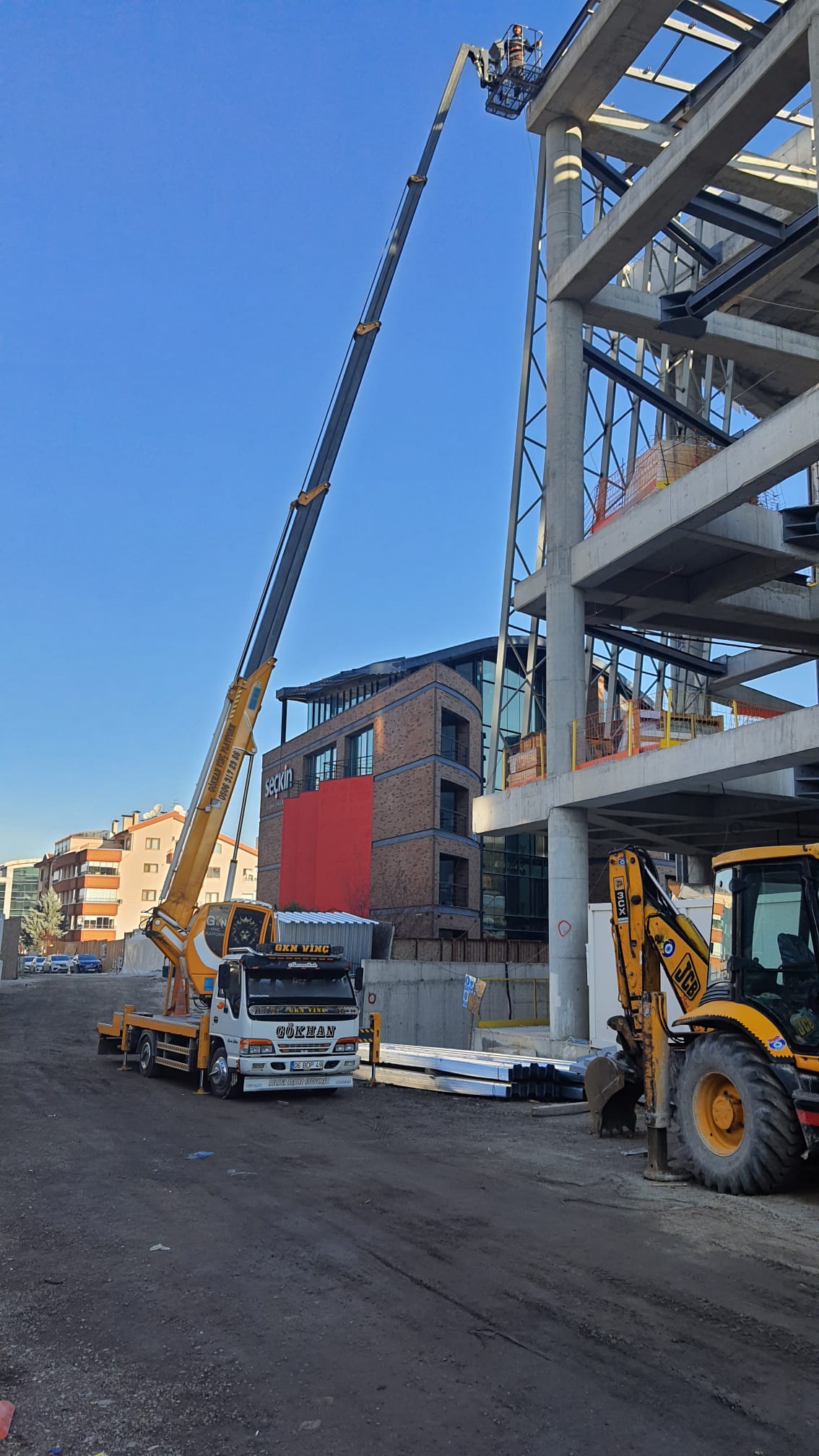 WhatsApp Image 2023-12-21 at 10.11.03 (1)